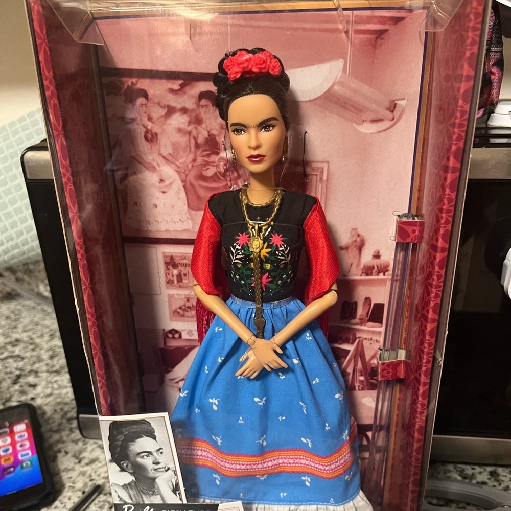 Frida Kahlo Barbie, NIB